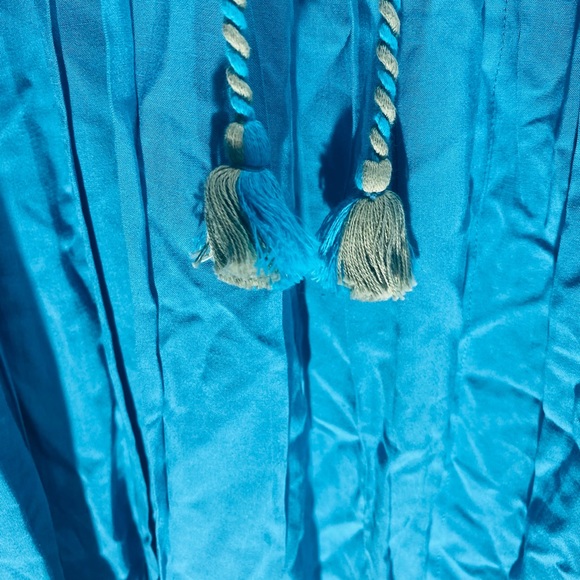 BL^NK**Gorgeous Blue Tunic**Med. & Large $280 - Picture 5 of 8